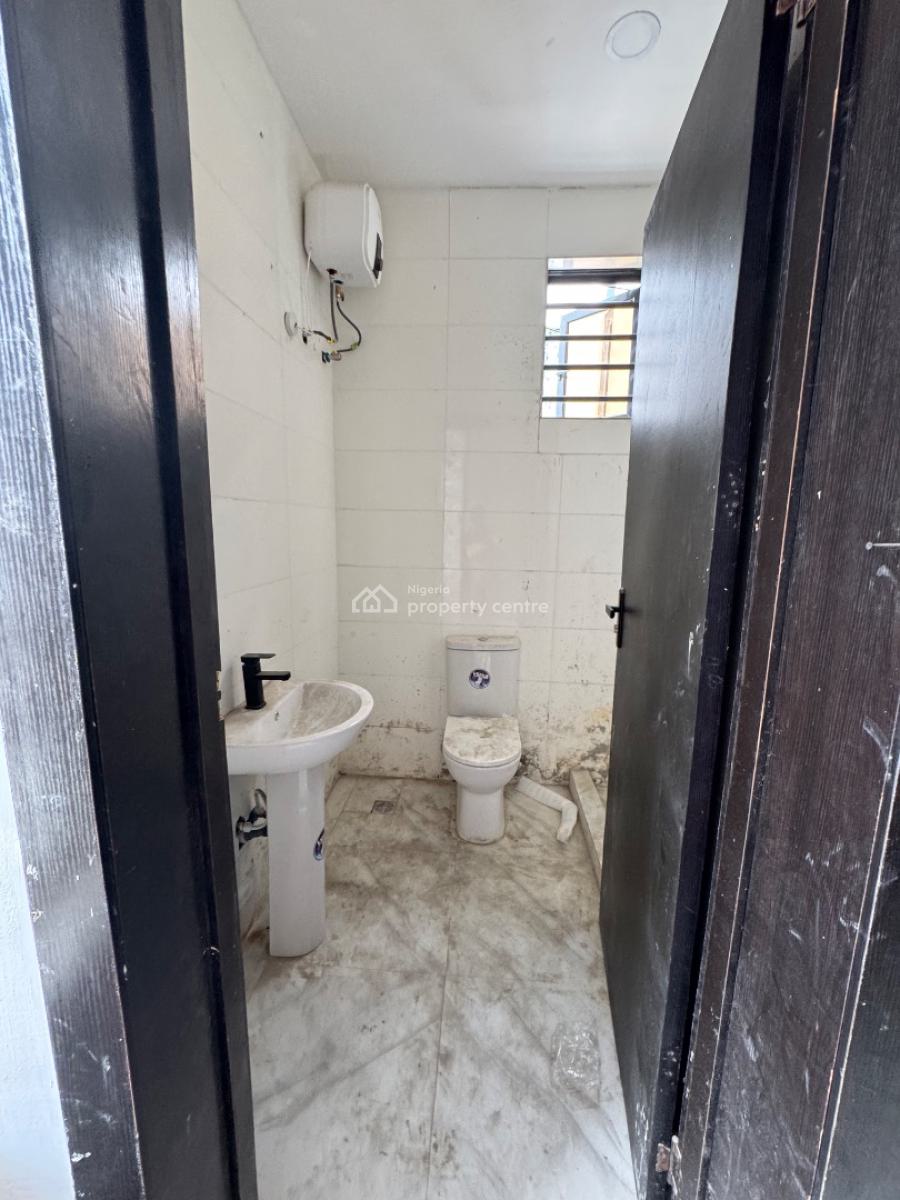 4 Bedrooms Semi Detached Duplex, Ikota Gra, Ikota, Lekki, Lagos, Semi-detached Duplex for Sale