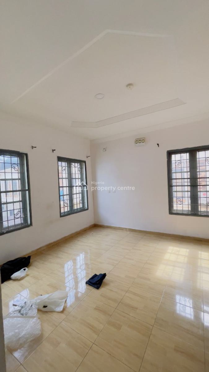 Spacious Mini-flat with Balcony, Bera Estate., Osapa, Lekki, Lagos, Mini Flat (room and Parlour) for Rent