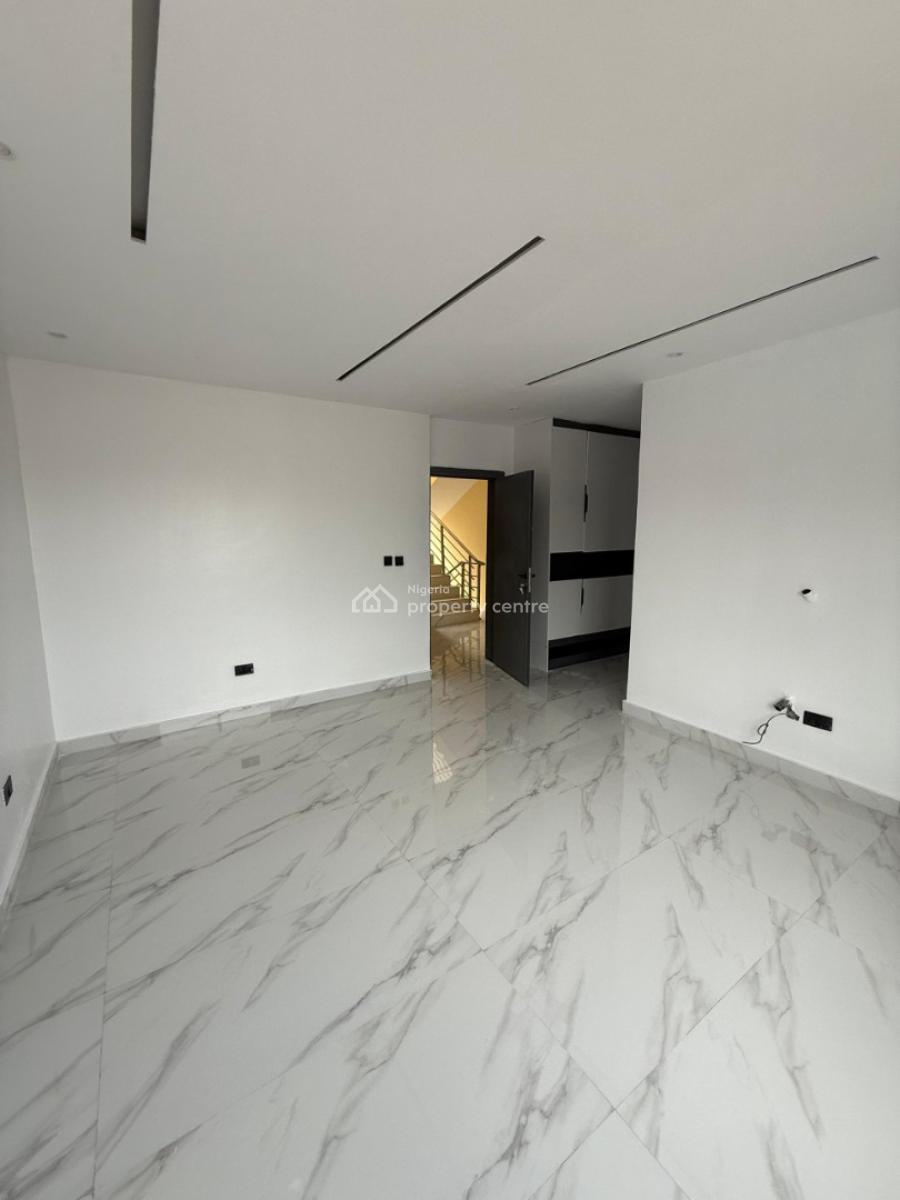 4 Bedrooms Tarreces with Bq, Shonibare Estate, Maryland, Lagos, Terraced Duplex for Rent