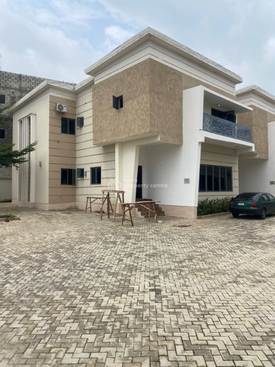 a Very Good 5-bedroom Terrace Duplex + 1bq, Jahi, Abuja, Terraced Duplex for Rent