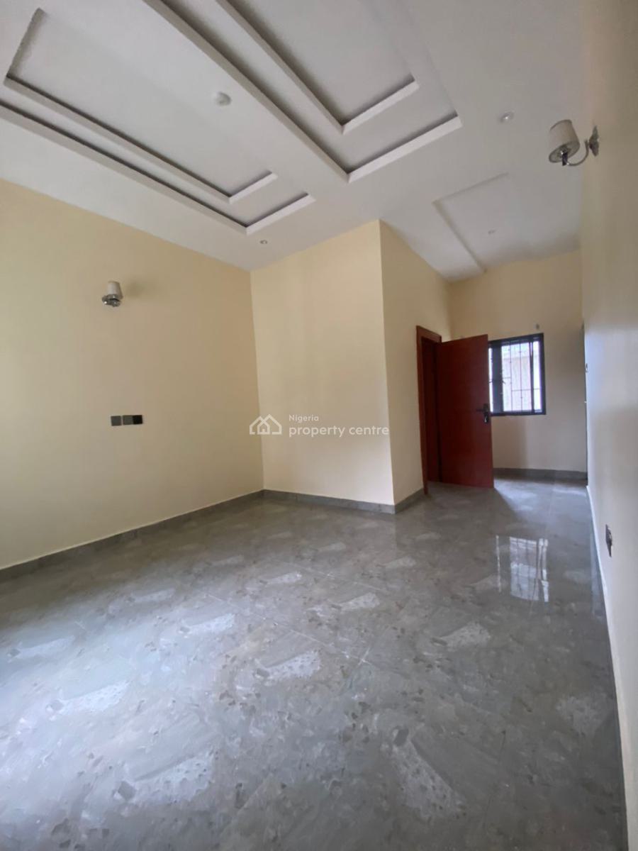 a Very Good 5-bedroom Terrace Duplex + 1bq, Jahi, Abuja, Terraced Duplex for Rent