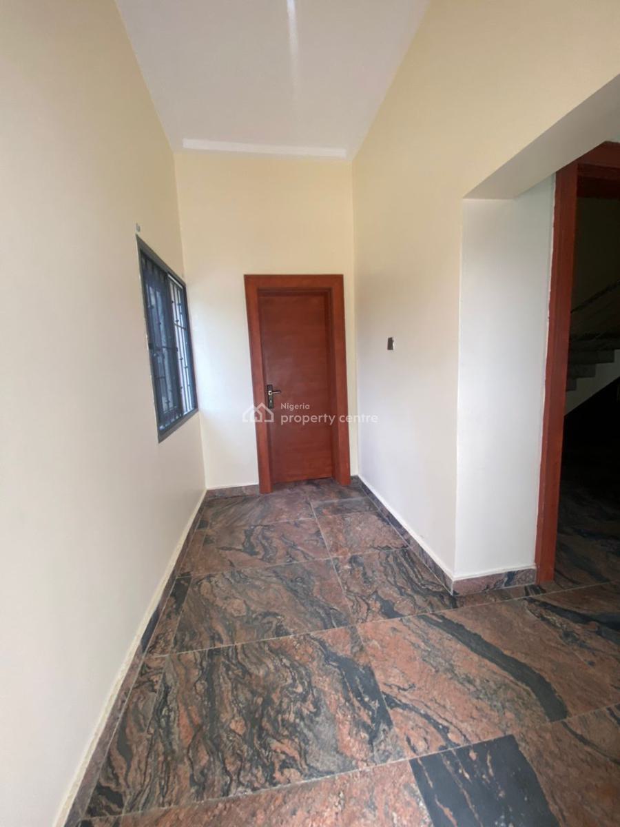 a Very Good 5-bedroom Terrace Duplex + 1bq, Jahi, Abuja, Terraced Duplex for Rent