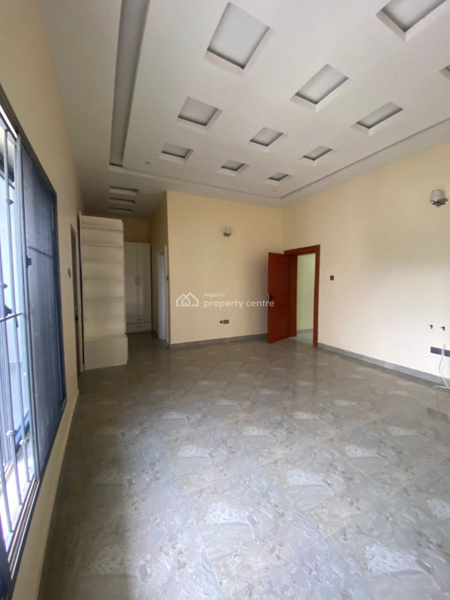 a Very Good 5-bedroom Terrace Duplex + 1bq, Jahi, Abuja, Terraced Duplex for Rent