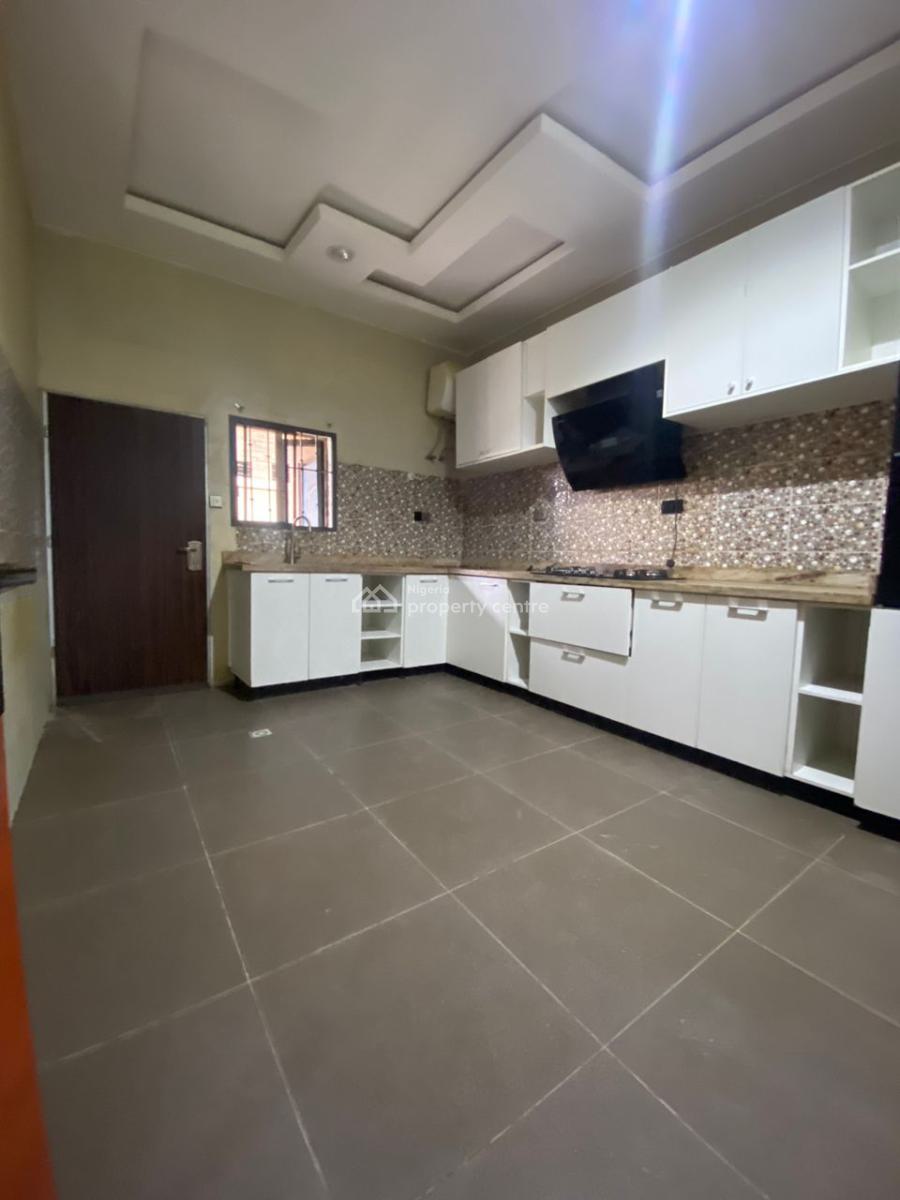a Very Good 5-bedroom Terrace Duplex + 1bq, Jahi, Abuja, Terraced Duplex for Rent