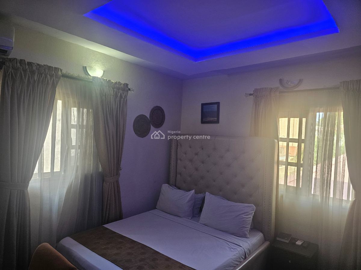 Fully Furnished Studio Apartment, Off Admiralty Way, Lekki Phase 1, Lekki, Lagos, Self Contain (single Rooms) for Rent