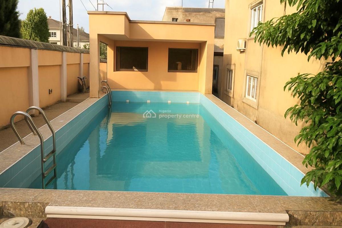 Luxury One-bedroom with Pool Facilities and Close to Airport, Ikeja Gra, Ikeja, Lagos, Flat / Apartment Short Let