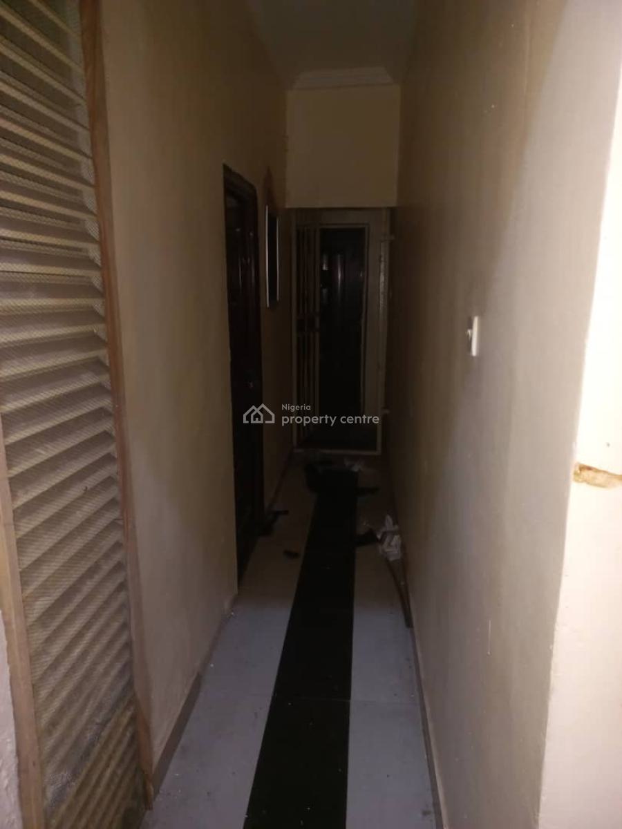 Nice Self-contained on First Floor, Utako, Abuja, Self Contain (single Rooms) for Rent