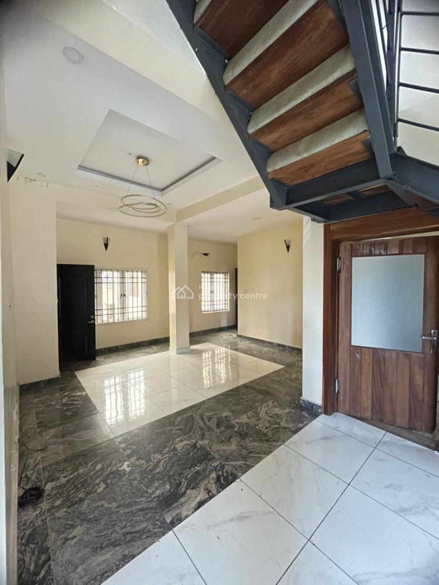 3 Bedroom Maisonette, Osapa, Lekki, Lagos, Flat / Apartment for Rent