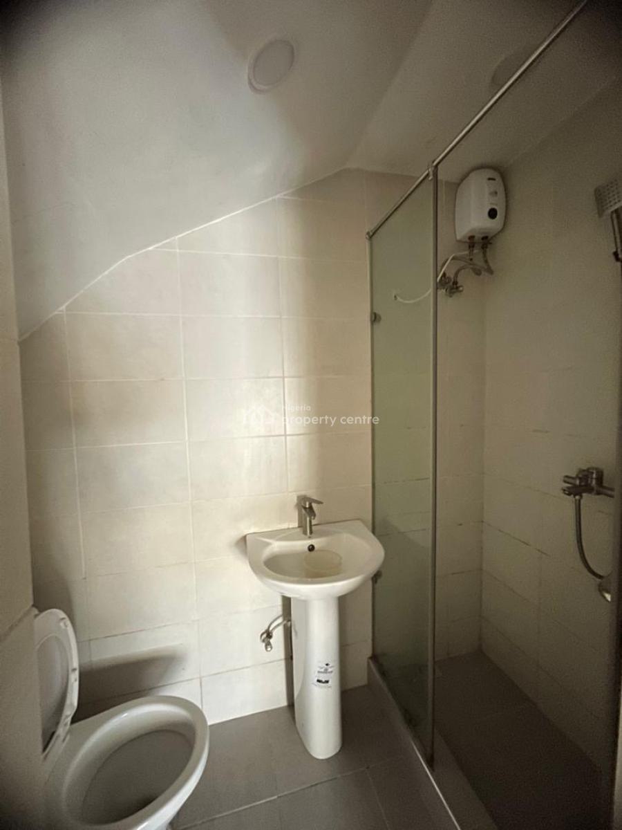 3 Bedroom Maisonette, Osapa, Lekki, Lagos, Flat / Apartment for Rent