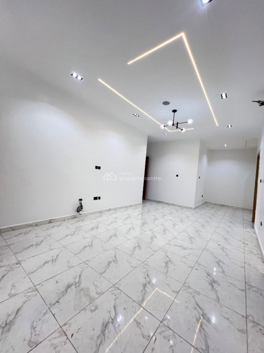 2bedroom Apartment with Swimming Pool in Ologolo Lekki Lagos, Ologolo Lekki, Ologolo, Lekki, Lagos, Block of Flats for Sale