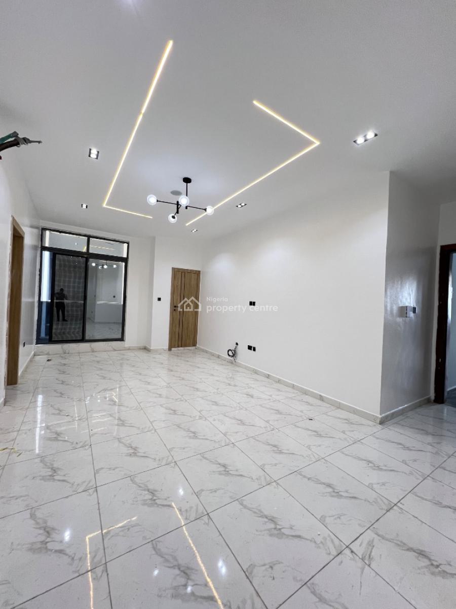 2bedroom Apartment with Swimming Pool in Ologolo Lekki Lagos, Ologolo Lekki, Ologolo, Lekki, Lagos, Block of Flats for Sale