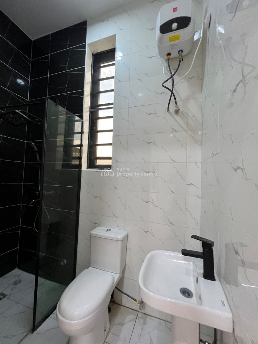 2bedroom Apartment with Swimming Pool in Ologolo Lekki Lagos, Ologolo Lekki, Ologolo, Lekki, Lagos, Block of Flats for Sale