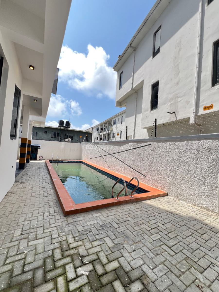 2bedroom Apartment with Swimming Pool in Ologolo Lekki Lagos, Ologolo Lekki, Ologolo, Lekki, Lagos, Block of Flats for Sale