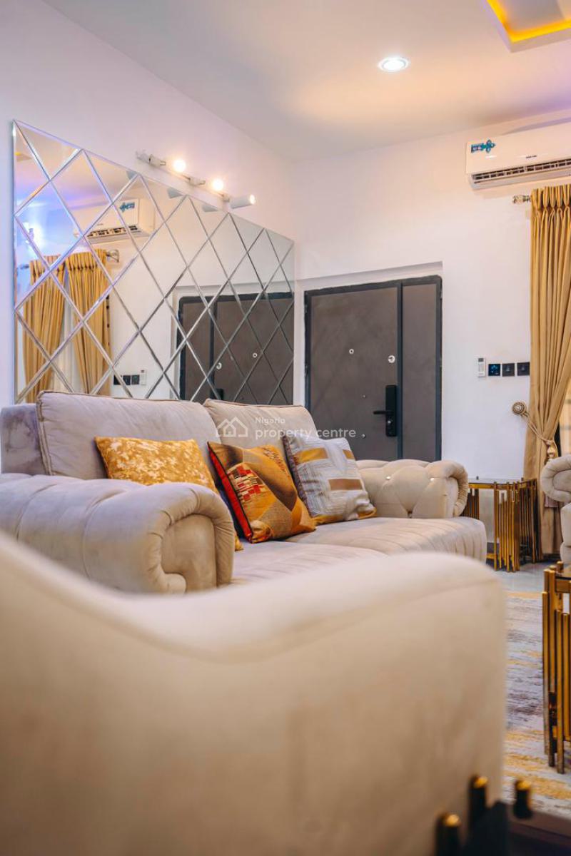 Luxury 3 Bedroom Duplex with Private Cinema Snooker Ps5 Tennis Jacuzzi, Lekki Phase 2, Lekki, Lagos, Flat / Apartment Short Let