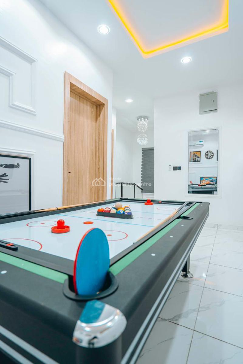 Luxury 3 Bedroom Duplex with Private Cinema Snooker Ps5 Tennis Jacuzzi, Lekki Phase 2, Lekki, Lagos, Flat / Apartment Short Let