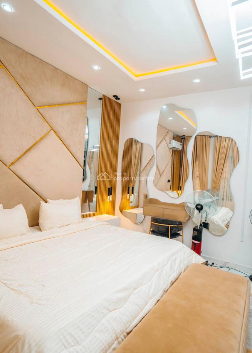 Luxury 3 Bedroom Duplex with Private Cinema Snooker Ps5 Tennis Jacuzzi, Lekki Phase 2, Lekki, Lagos, Flat / Apartment Short Let