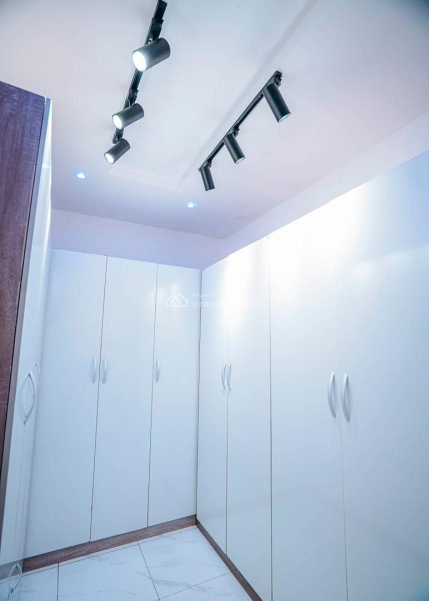 Luxury 3 Bedroom Duplex with Private Cinema Snooker Ps5 Tennis Jacuzzi, Lekki Phase 2, Lekki, Lagos, Flat / Apartment Short Let