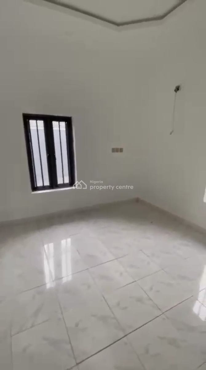 Lovely 2bedroom Flat Ground-floor Ensuite, Ilasan, Ikate, Lekki, Lagos, Flat / Apartment for Rent