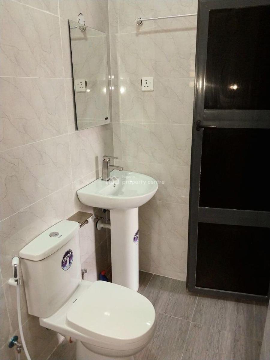 2bed Beautiful Very Close to The Airport. Wifi Free, Ajao Estate, Isolo, Lagos, Flat / Apartment Short Let