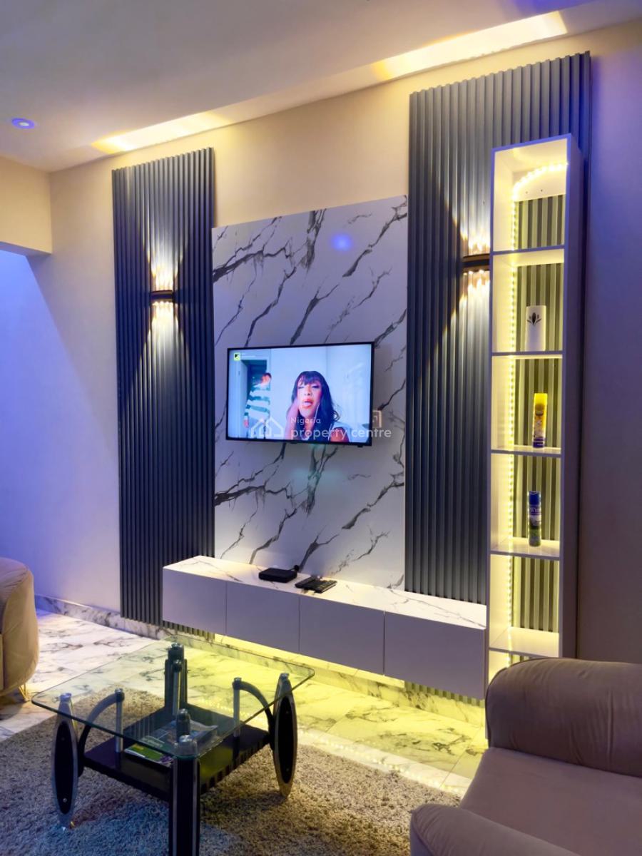 2bed Beautiful Very Close to The Airport. Wifi Free, Ajao Estate, Isolo, Lagos, Flat / Apartment Short Let