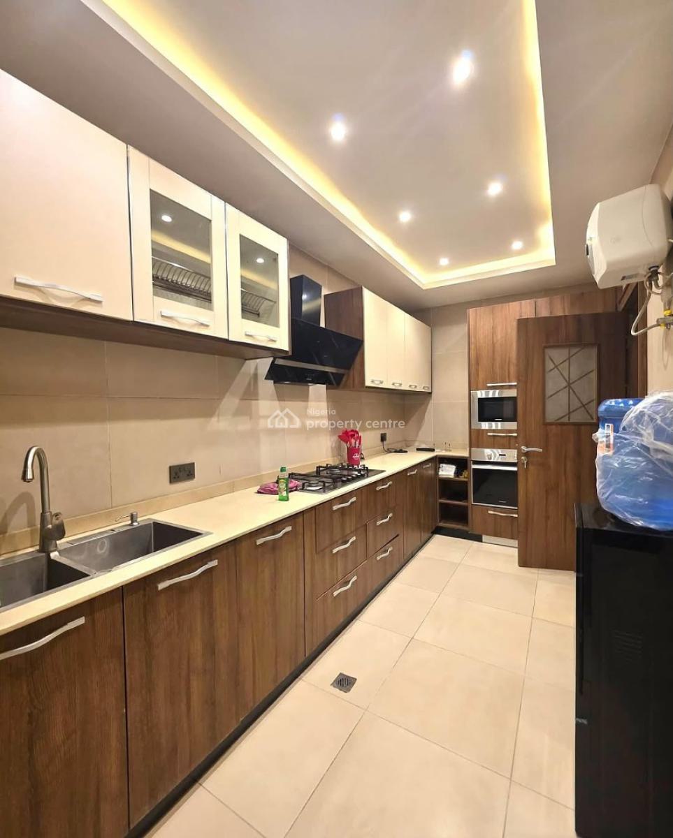 Cossy Beautiful 3 Bedrooms Terrace, Guzape District, Abuja, House Short Let