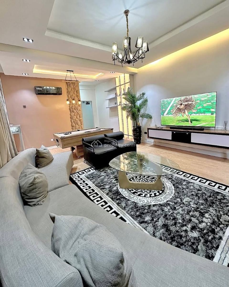 Cossy Stunning 3 Bedroom Apartment, Wuye, Abuja, Flat / Apartment Short Let