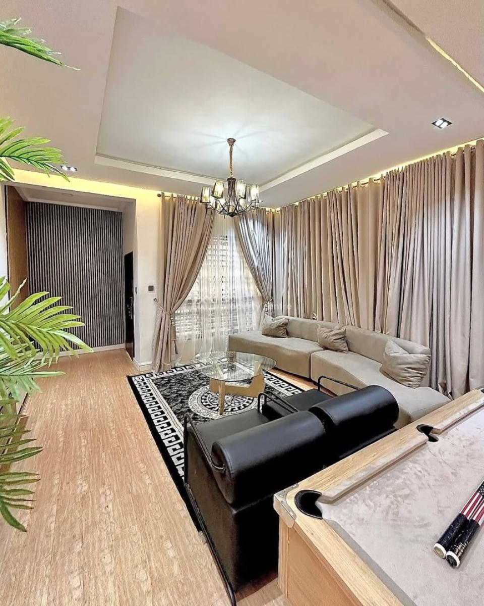 Cossy Stunning 3 Bedroom Apartment, Wuye, Abuja, Flat / Apartment Short Let