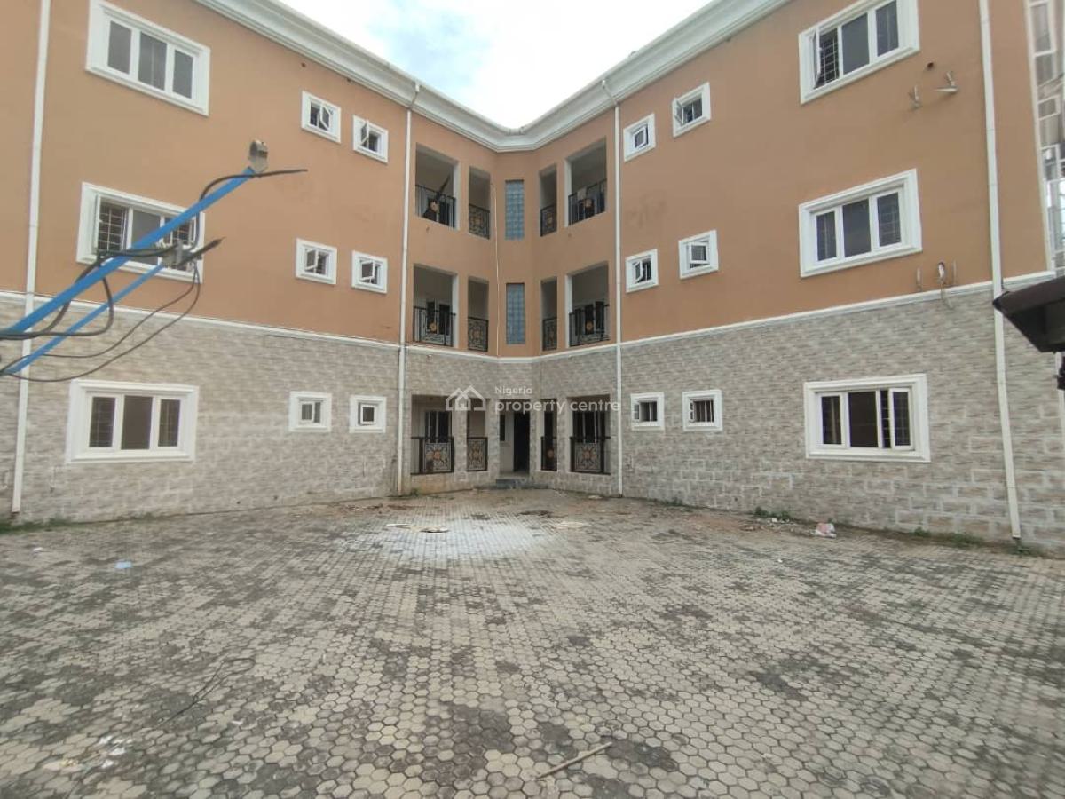 Spacious 3 Bedroom Apartment, Jahi, Jahi, Abuja, Flat / Apartment for Rent