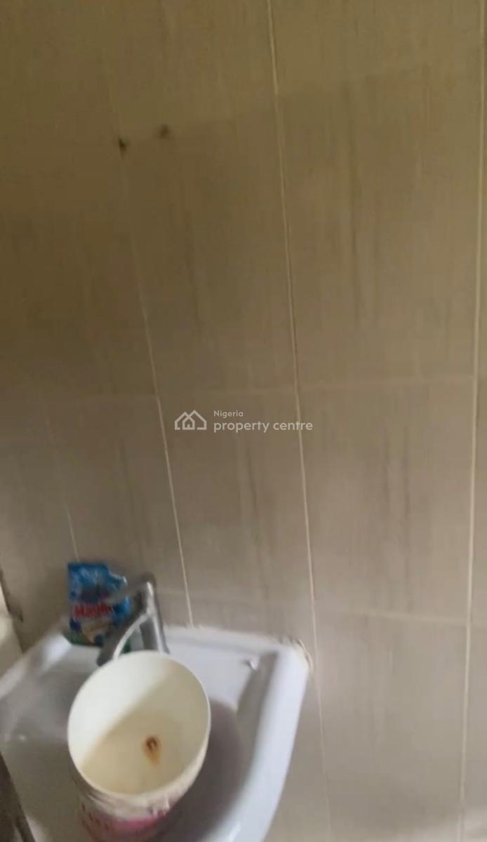 Serviced Boys Quaters Available with Pool and Gym in The Compound, Lekki Phase 1, Lekki, Lagos, Flat / Apartment for Rent