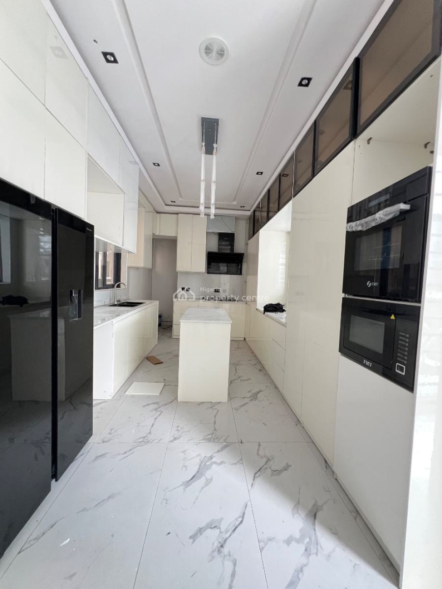 5bedroom Fully Detached House with Swimming Pool in Ologolo Lekki, Ologolo Lekki, Ologolo, Lekki, Lagos, Detached Duplex for Sale