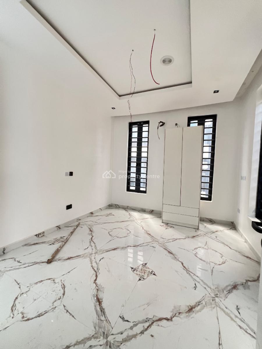5bedroom Fully Detached House with Swimming Pool in Ologolo Lekki, Ologolo Lekki, Ologolo, Lekki, Lagos, Detached Duplex for Sale