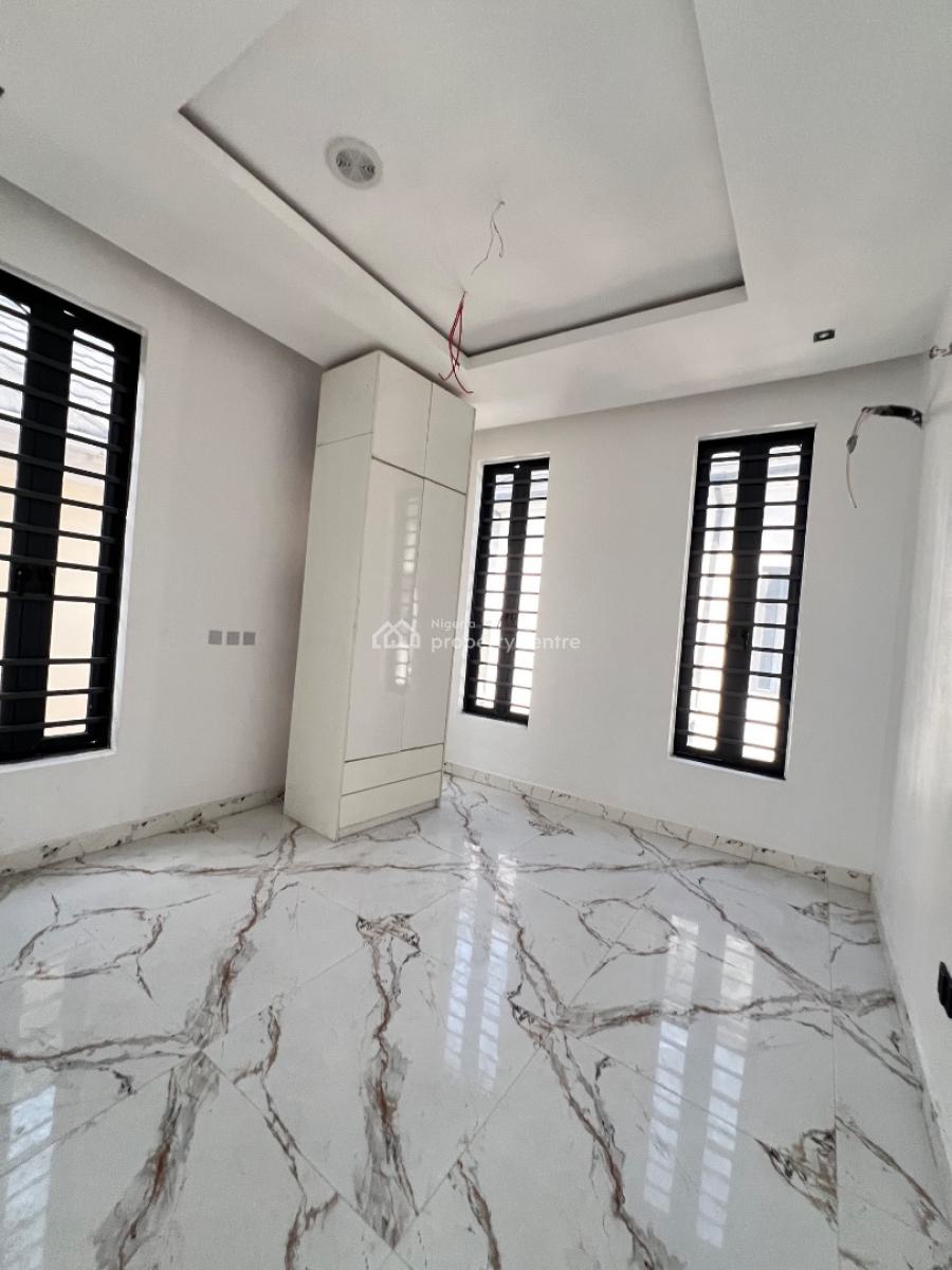 5bedroom Fully Detached House with Swimming Pool in Ologolo Lekki, Ologolo Lekki, Ologolo, Lekki, Lagos, Detached Duplex for Sale