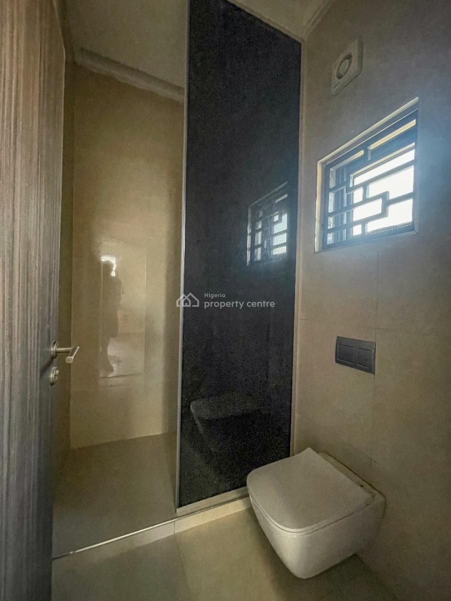 6 Bedroom  2b  Fully Detached Duplex  Guzape, Guzape District, Abuja, Detached Duplex for Sale