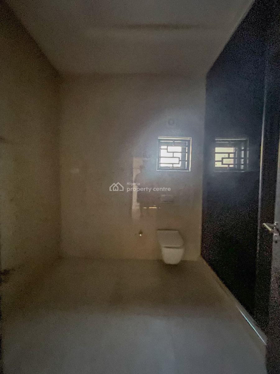 6 Bedroom  2b  Fully Detached Duplex  Guzape, Guzape District, Abuja, Detached Duplex for Sale