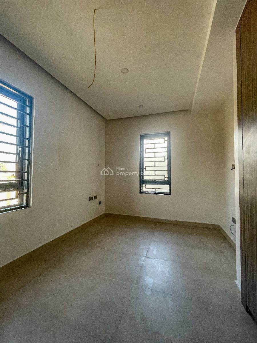 6 Bedroom  2b  Fully Detached Duplex  Guzape, Guzape District, Abuja, Detached Duplex for Sale