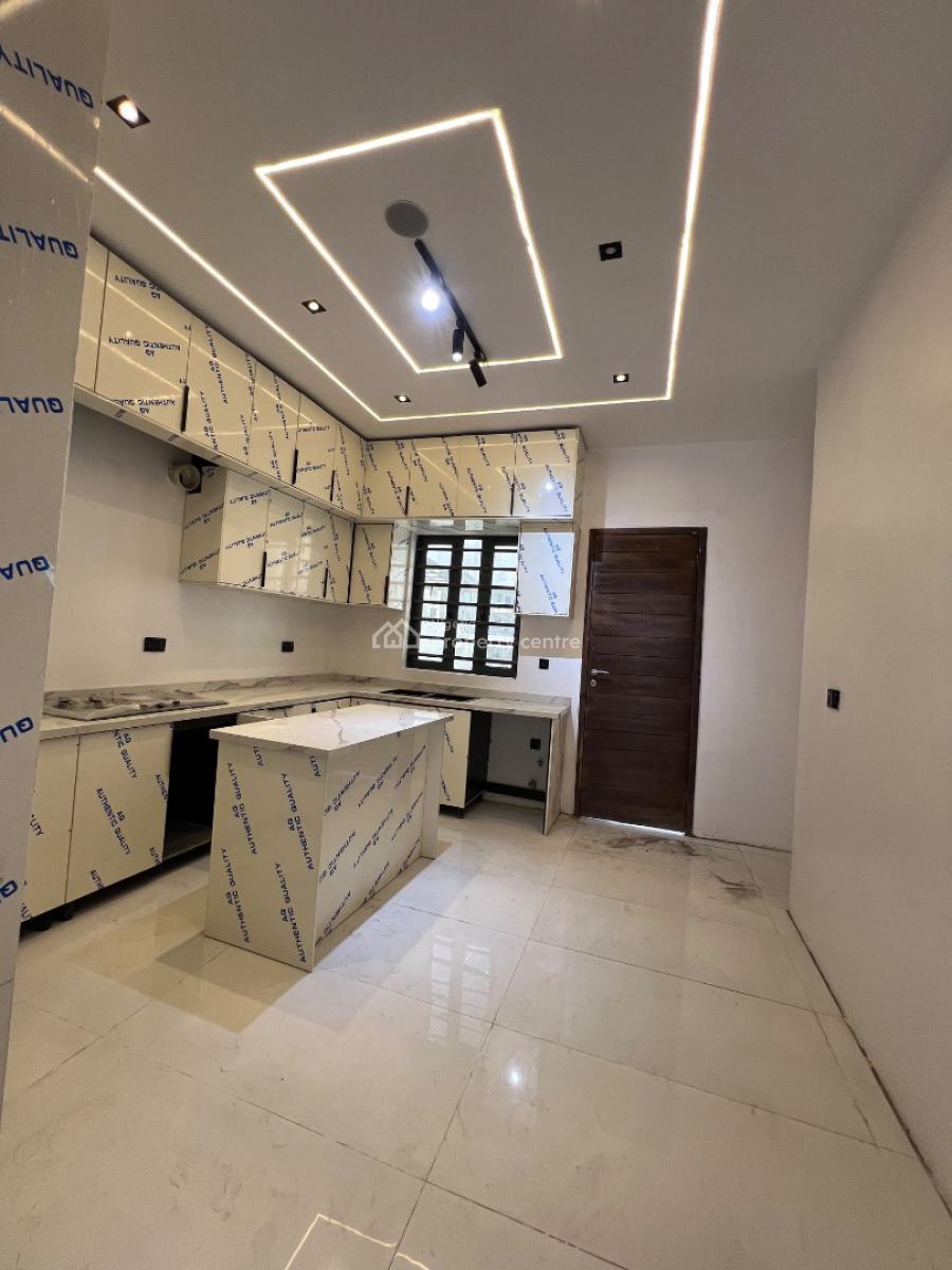 5bedroom Fully Detached Duplex with Swimming Pool in Ologolo Lekki, Ologolo Lekki, Ologolo, Lekki, Lagos, Detached Duplex for Sale