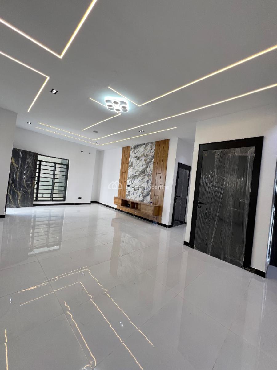 5bedroom Fully Detached Duplex with Swimming Pool in Ologolo Lekki, Ologolo Lekki, Ologolo, Lekki, Lagos, Detached Duplex for Sale