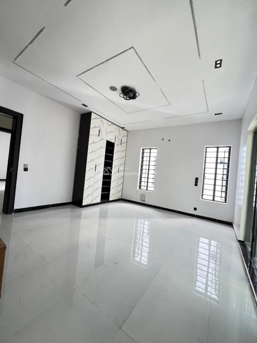 5bedroom Fully Detached Duplex with Swimming Pool in Ologolo Lekki, Ologolo Lekki, Ologolo, Lekki, Lagos, Detached Duplex for Sale