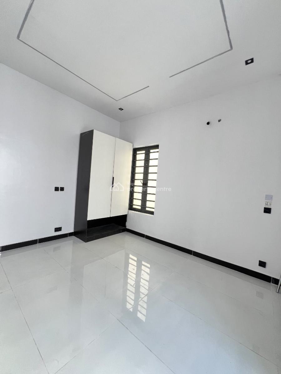 5bedroom Fully Detached Duplex with Swimming Pool in Ologolo Lekki, Ologolo Lekki, Ologolo, Lekki, Lagos, Detached Duplex for Sale