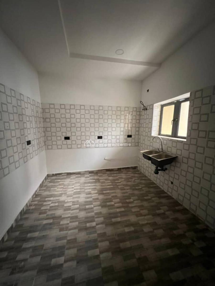 Elegant 2-bedroom Apartment, Gaduwa, Abuja, Block of Flats for Sale