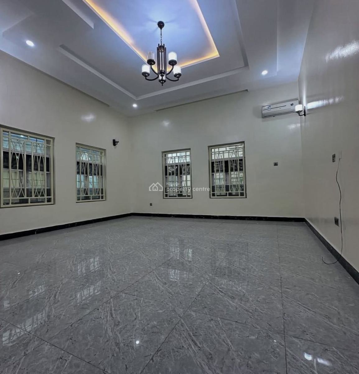 5 Bedrooms Fully Detached Duplex ,2 Rooms Bq, in an Estate, Gwarimpa Extenion. Serene Neighborhood, Gwarinpa, Abuja, Detached Duplex for Sale