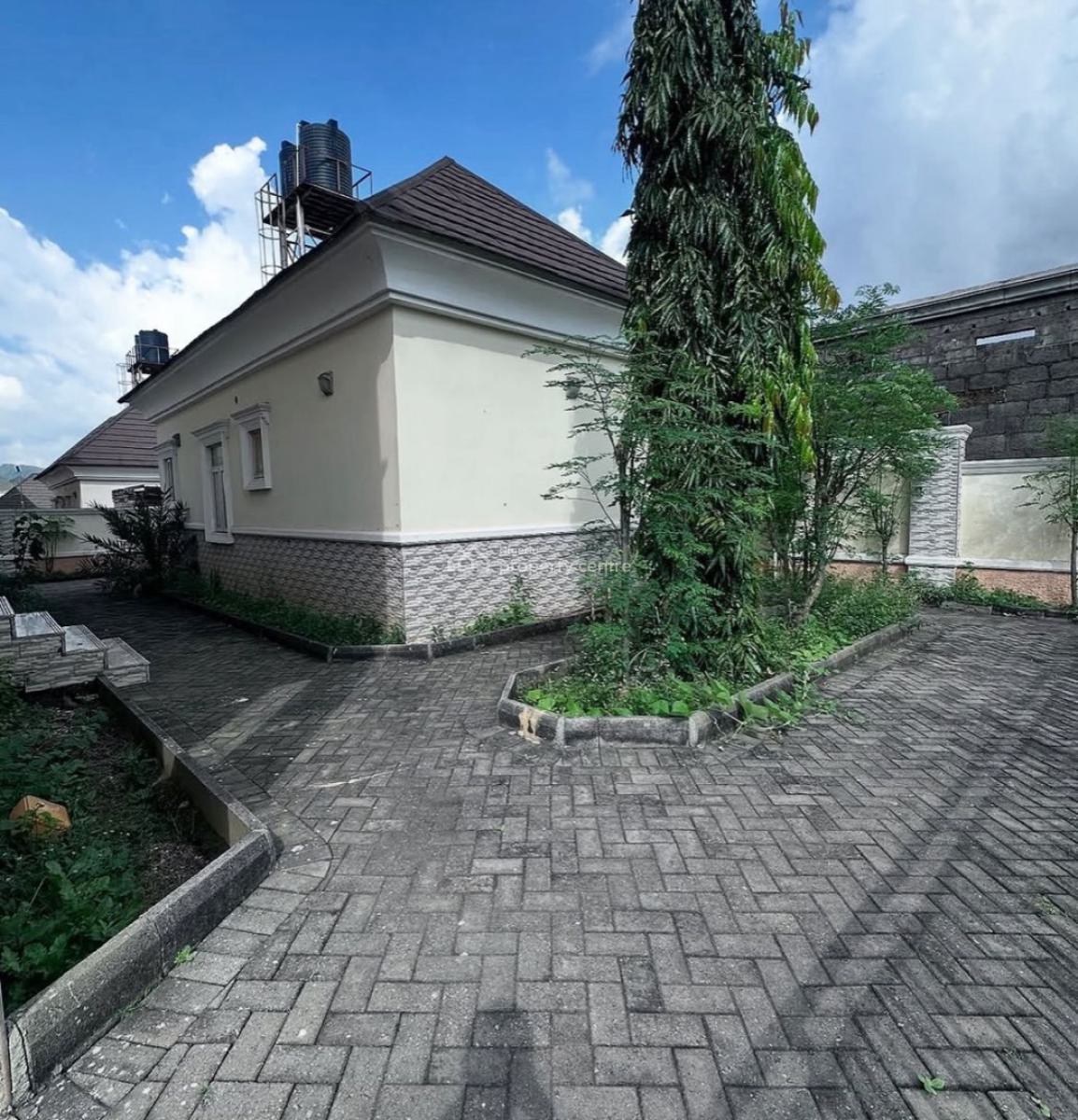 5 Bedrooms Fully Detached Duplex ,2 Rooms Bq, in an Estate, Gwarimpa Extenion. Serene Neighborhood, Gwarinpa, Abuja, Detached Duplex for Sale