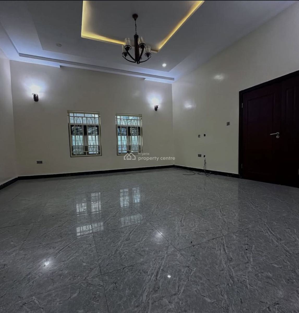 5 Bedrooms Fully Detached Duplex ,2 Rooms Bq, in an Estate, Gwarimpa Extenion. Serene Neighborhood, Gwarinpa, Abuja, Detached Duplex for Sale