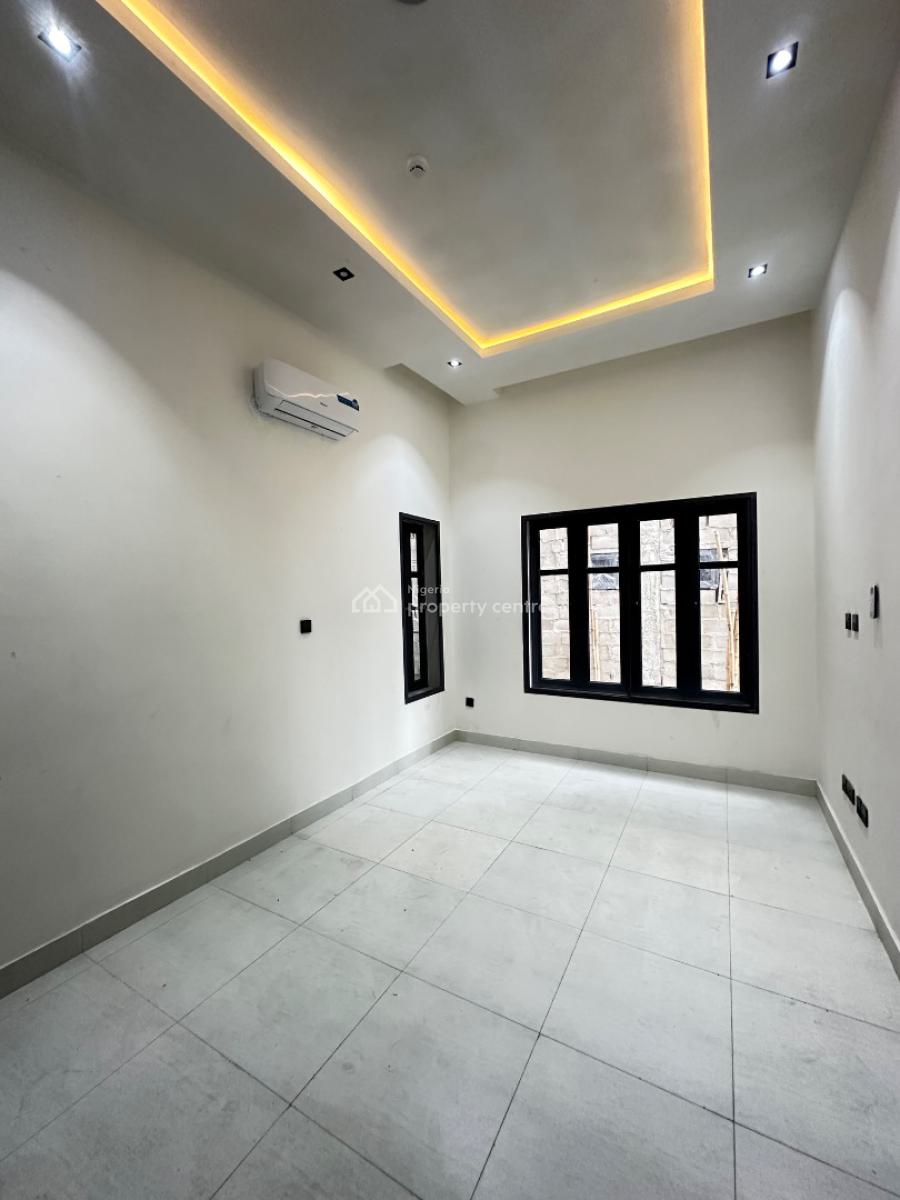 Lush 2 Bedroom Flat + Bq & Gym, Lekki Phase 1, Lekki, Lagos, Flat / Apartment for Rent