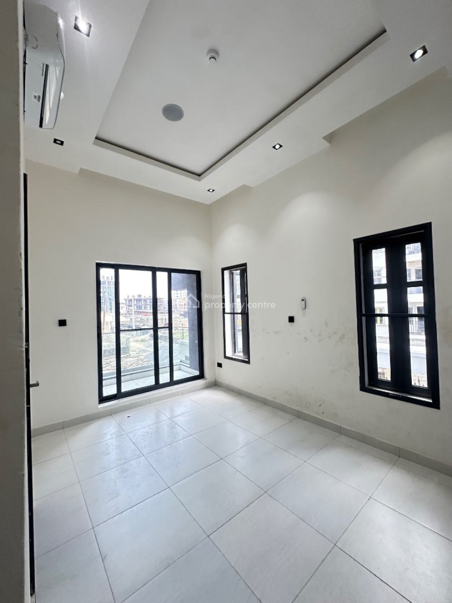 Lush 2 Bedroom Flat + Bq & Gym, Lekki Phase 1, Lekki, Lagos, Flat / Apartment for Rent