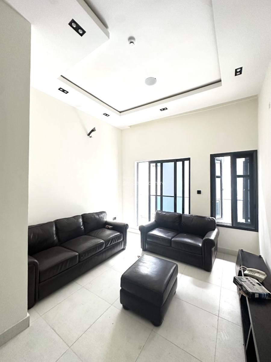 Lush 2 Bedroom Flat + Bq & Gym, Lekki Phase 1, Lekki, Lagos, Flat / Apartment for Rent