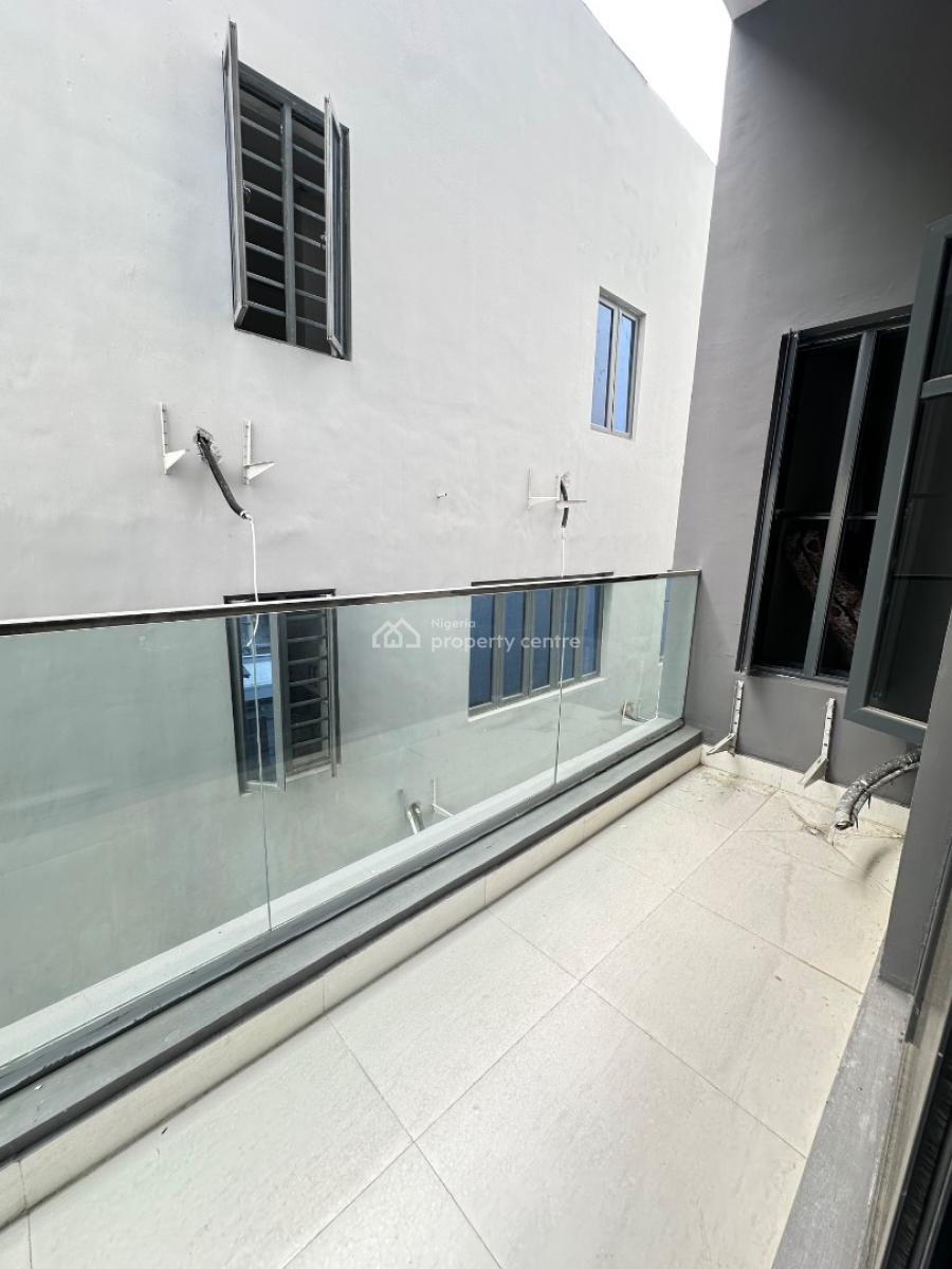 Lush 2 Bedroom Flat + Bq & Gym, Lekki Phase 1, Lekki, Lagos, Flat / Apartment for Rent
