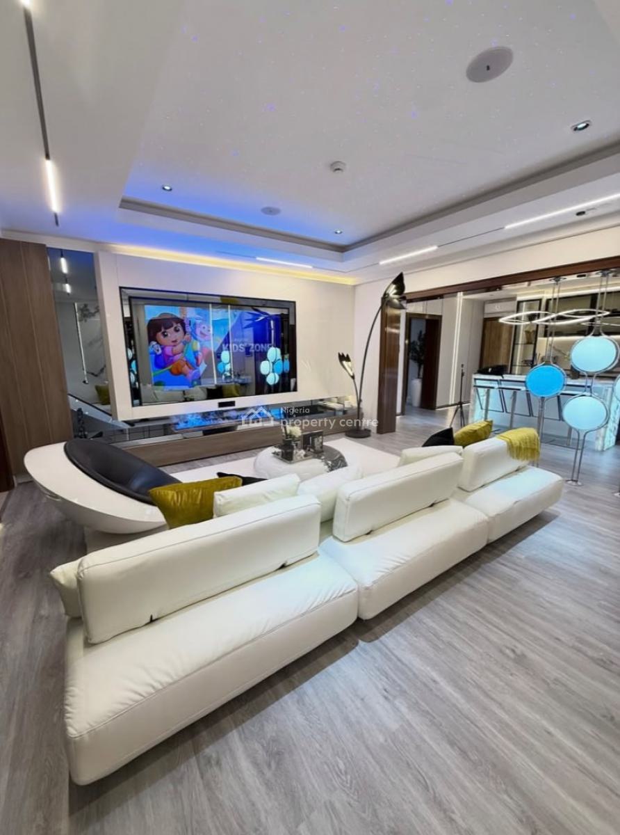Extremely Beautiful 2 Bedrooms Apartment, Maitama District, Abuja, Flat / Apartment Short Let