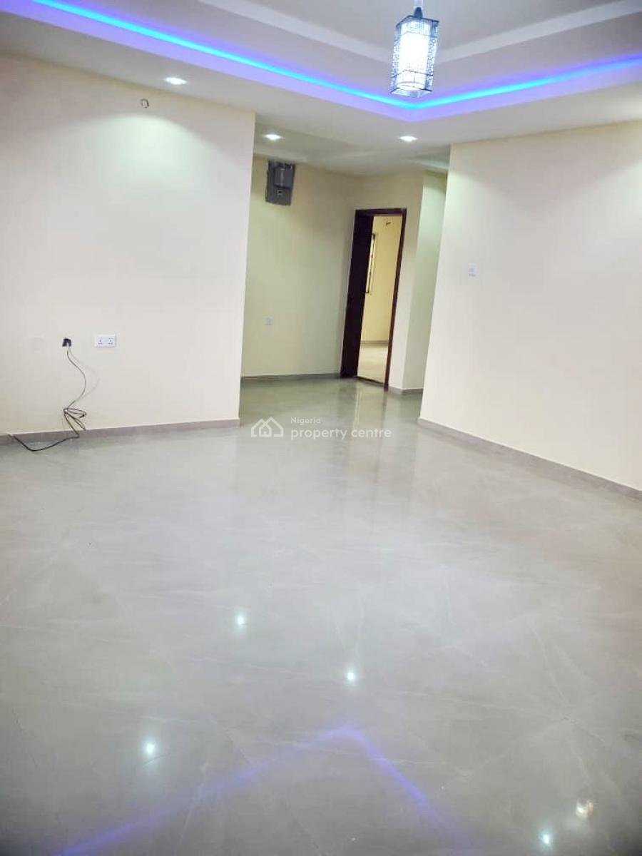 Luxury 3 Bedroom Apartment in an Estate, Magodo Phase 1, Magodo, Lagos, Flat / Apartment for Rent