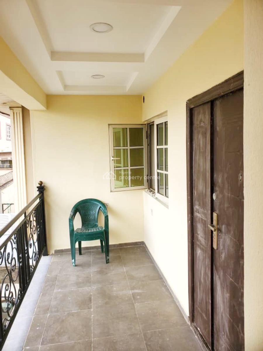 Luxury 3 Bedroom Apartment in an Estate, Magodo Phase 1, Magodo, Lagos, Flat / Apartment for Rent